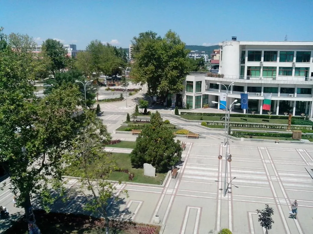 La Piazza Primorsko Rooms & Apartments