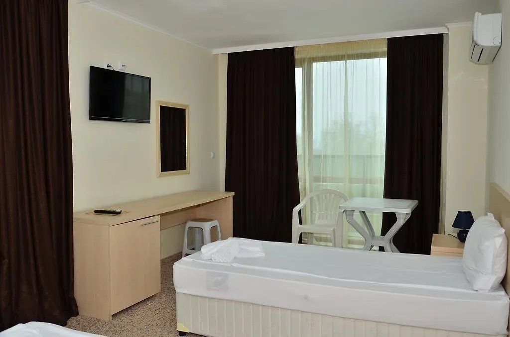 Aparthotel La Piazza Primorsko Rooms & Apartments
