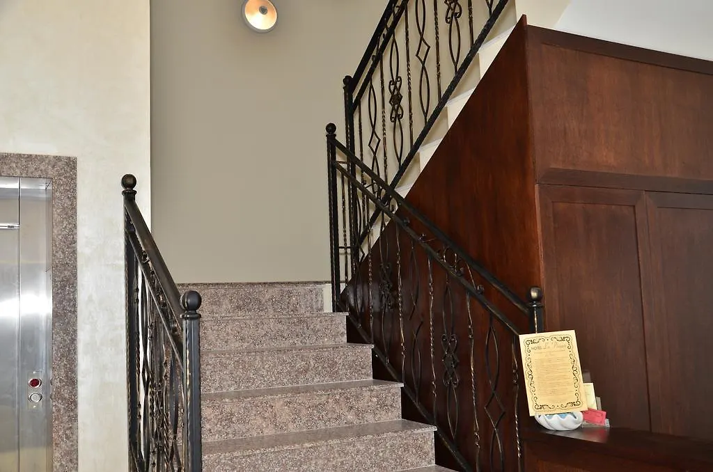 Aparthotel La Piazza Primorsko Rooms & Apartments
